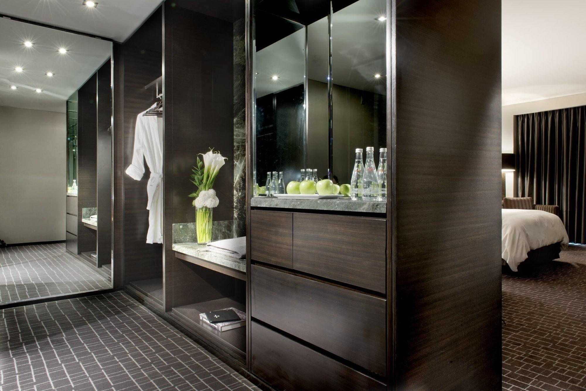 The Hazelton Hotel Toronto Buitenkant foto